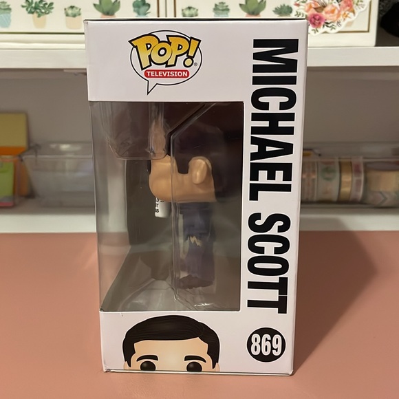NEW The Office Michael Scott Funko Pop #869 - Picture 2 of 6